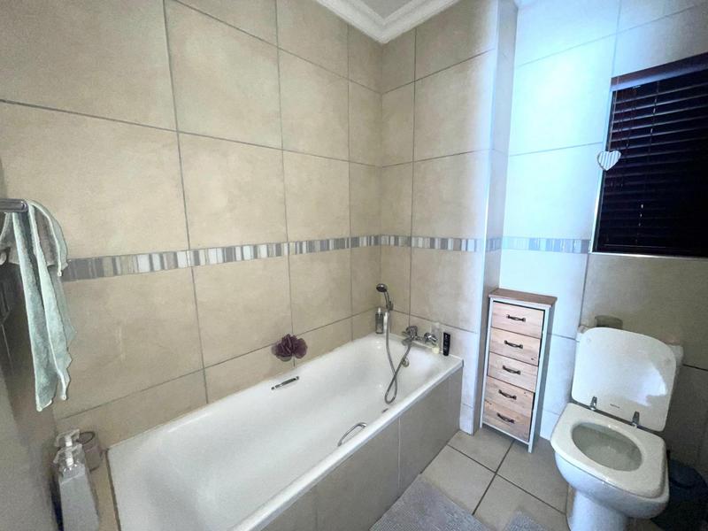 To Let 2 Bedroom Property for Rent in Die Bult North West